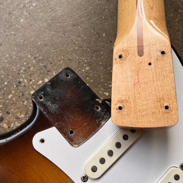 1957 Fender Stratocaster Non-Tremolo Hardtail Vintage Electric Guitar - 2-Tone Sunburst - 17