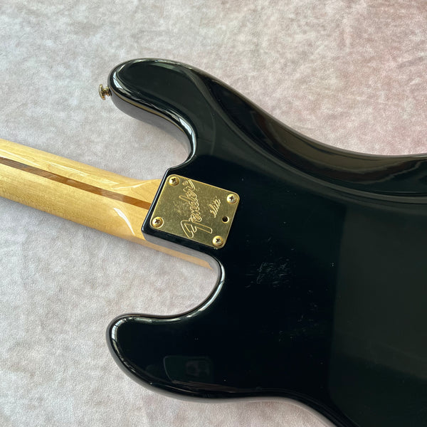 Fender Precision Bass Elite I Maple Fretboard Gold Hardware 1983 - Black - 18