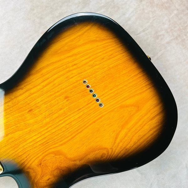 Fender 1998 Collectors Edition Telecaster Maple Fingerboard - 2-Color Sunburst - 14