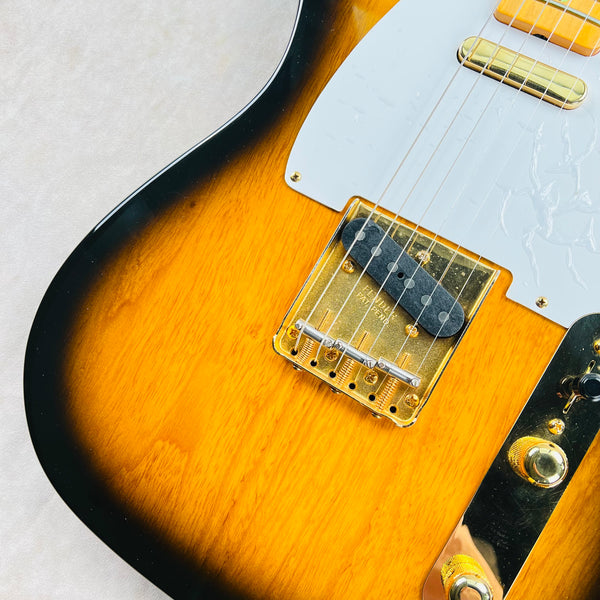 Fender 1998 Collectors Edition Telecaster Maple Fingerboard - 2-Color Sunburst - 4