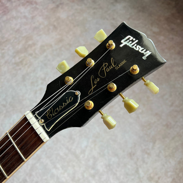 Gibson Les Paul Classic 3 Pickup 2002 - Ebony with Gold Hardware - 11