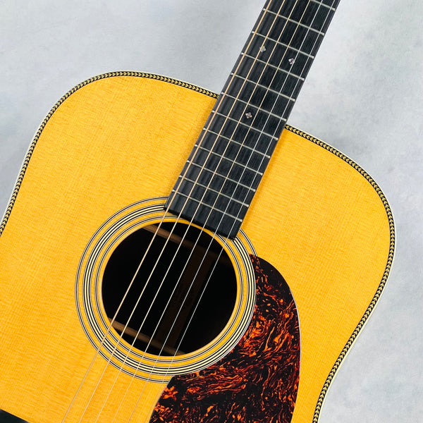 2002 Martin HD-28V Vintage Series Herringbone Dreadnought Acoustic Guitar Natural - 3
