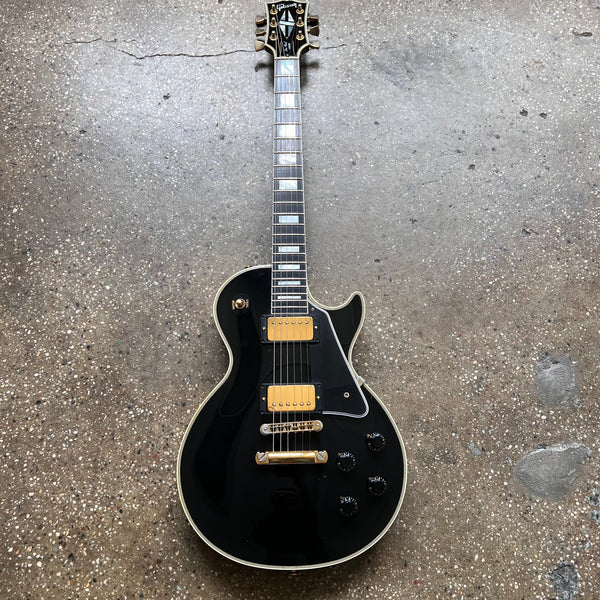 Gibson Custom Shop Les Paul Custom with Bare Knuckle Pickups 2004 - Ebony - 2