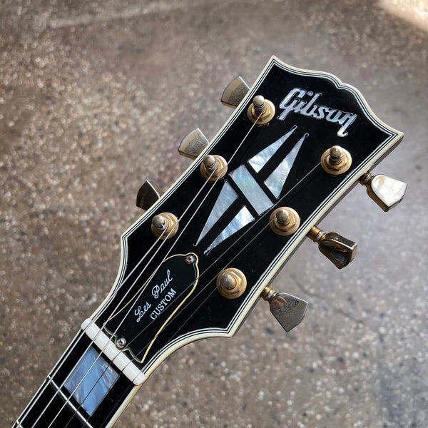 Gibson Custom Shop Les Paul Custom with Bare Knuckle Pickups 2004 - Ebony - 9