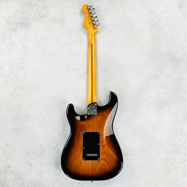 Fender American Ultra Luxe Stratocaster Rosewood Fingerboard 2021 - 2-Color Sunburst - 11
