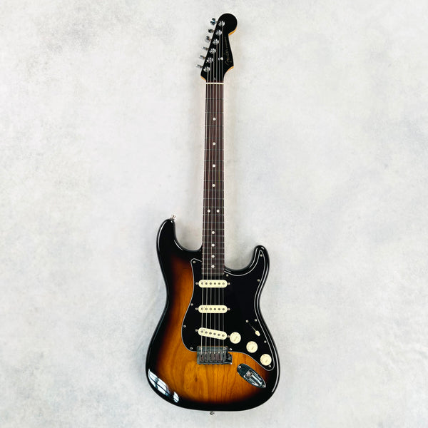 Fender American Ultra Luxe Stratocaster Rosewood Fingerboard 2021 - 2-Color Sunburst - 2