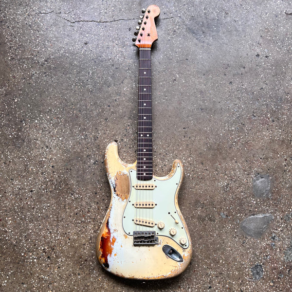 Fender Custom Shop '63 Stratocaster Heavy Relic Masterbuilt by Vincent van Trigt 2021 - Vintage White over 3-Tone Sunburst - 2