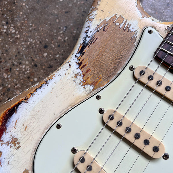 Fender Custom Shop '63 Stratocaster Heavy Relic Masterbuilt by Vincent van Trigt 2021 - Vintage White over 3-Tone Sunburst - 4