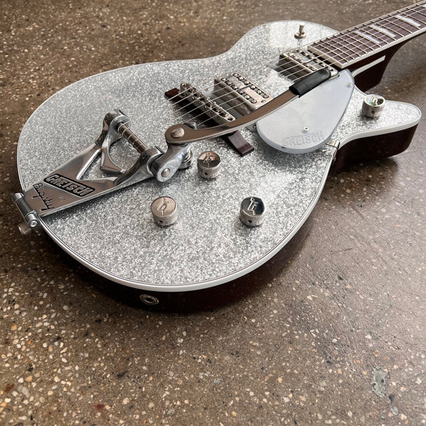 Gretsch G6129T-89 Vintage Select '89 Sparkle Jet with Bigsby 2021 - Silver Sparkle - 10