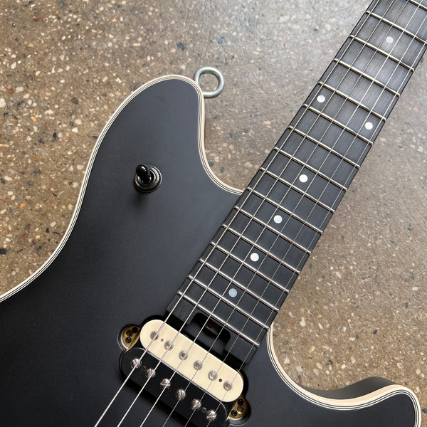 EVH Wolfgang USA Edward Van Halen Signature with Floyd Rose and Killswitch 2022 - Stealth Black - 3