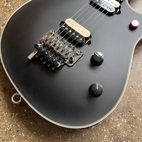 EVH Wolfgang USA Edward Van Halen Signature with Floyd Rose and Killswitch 2022 - Stealth Black - 5