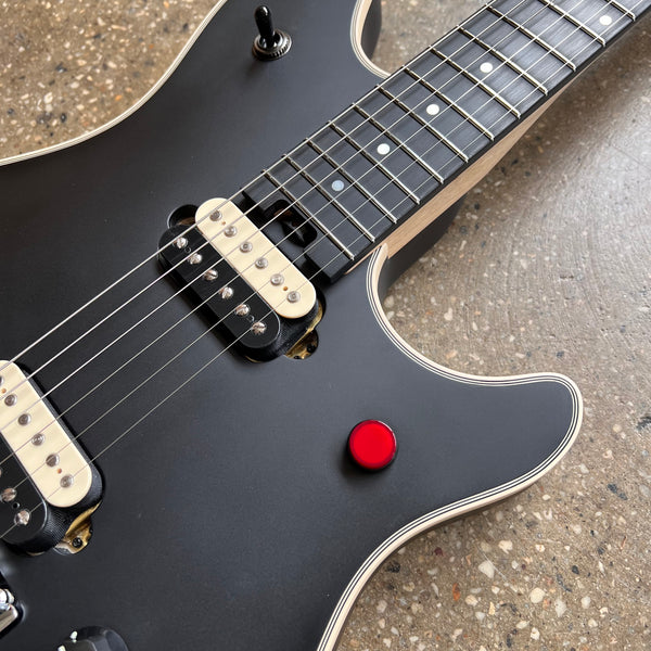 EVH Wolfgang USA Edward Van Halen Signature with Floyd Rose and Killswitch 2022 - Stealth Black - 6