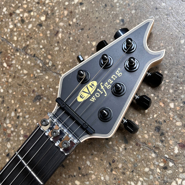 EVH Wolfgang USA Edward Van Halen Signature with Floyd Rose and Killswitch 2022 - Stealth Black - 9