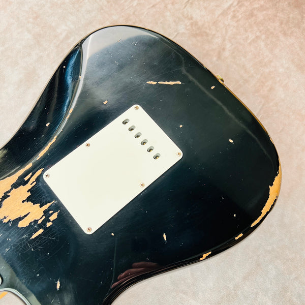 Fender Custom Shop 1967 Stratocaster Heavy Relic 2022 - Aged Black - 14
