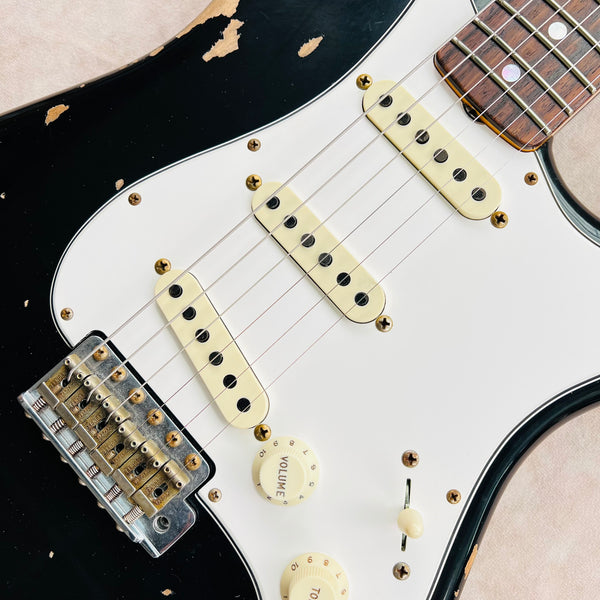 Fender Custom Shop 1967 Stratocaster Heavy Relic 2022 - Aged Black - 8
