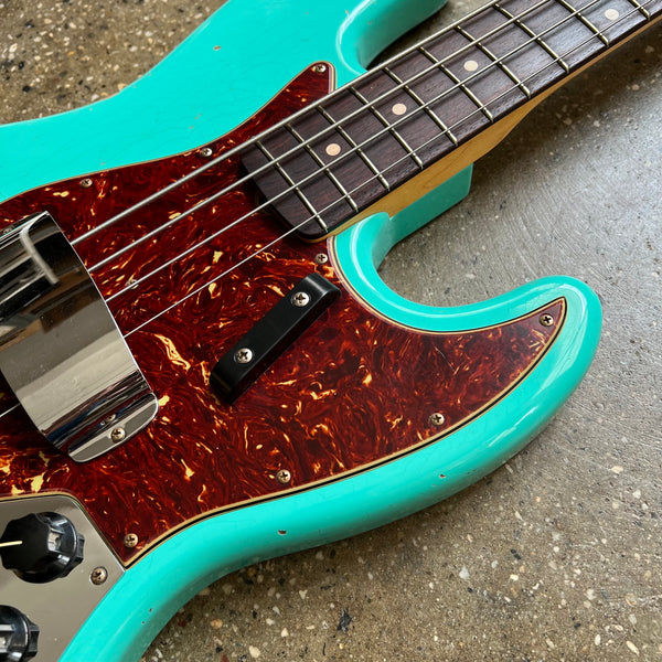 Fender Custom Shop 1964 Jazz Bass Relic 2023 - Sea Foam Green - 5