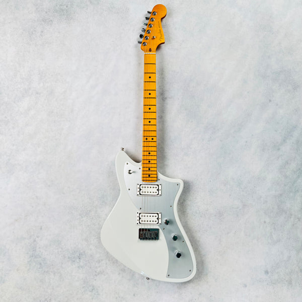 Fender American Ultra II Meteora Maple Fingerboard 2024 - Avalanche - 2