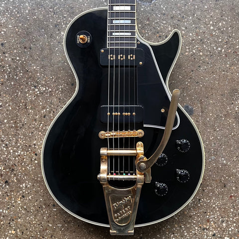 2010 Gibson Custom Shop Custom Shop '54 Les Paul Custom with Bigsby VOS Specs - Ebony