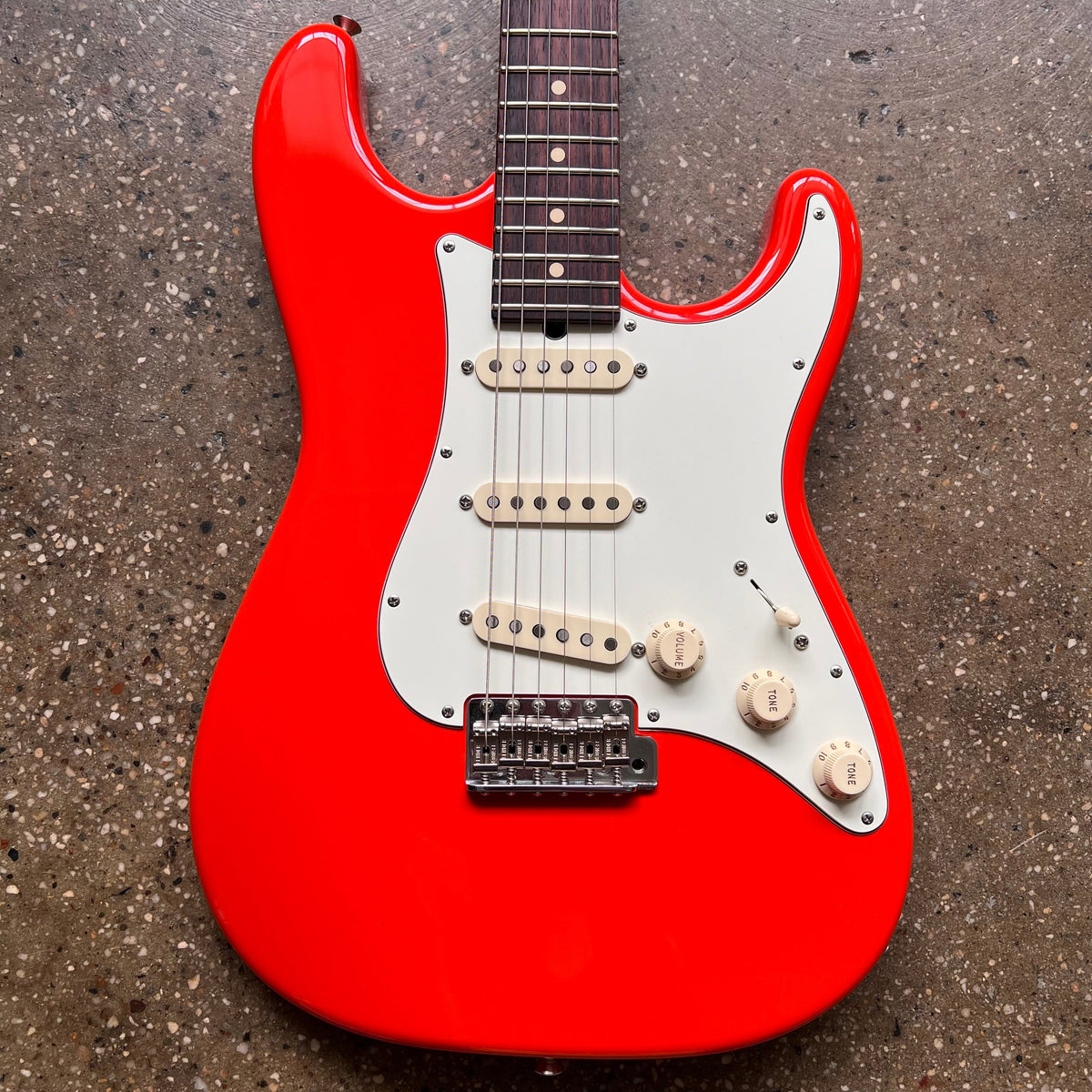 2011 Suhr Scott Henderson Model Specs - Fiesta Orange | Tone Wolf