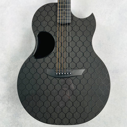 2021 McPherson Carbon Series Sable Honeycomb Top Specs - Black