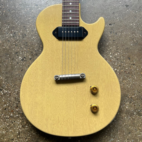 2022 Gibson Custom Shop 57 Les Paul Junior VOS Specs - TV Yellow