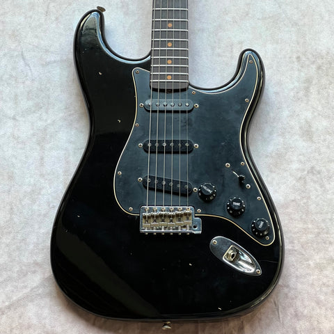 2023 Fender Custom Shop Roasted Dual Mag II Stratocaster Relic Limited Edition Specs - Aged Black with Matching Headstock