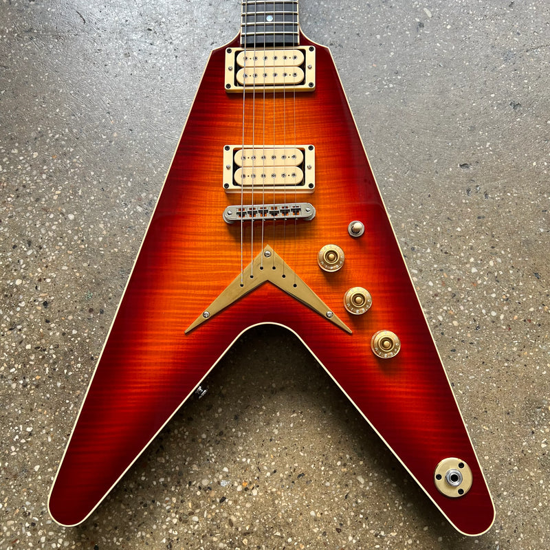 2024 Dean USA V 1977 Limited Edition Trans Cherry Sunburst Specs and Images
