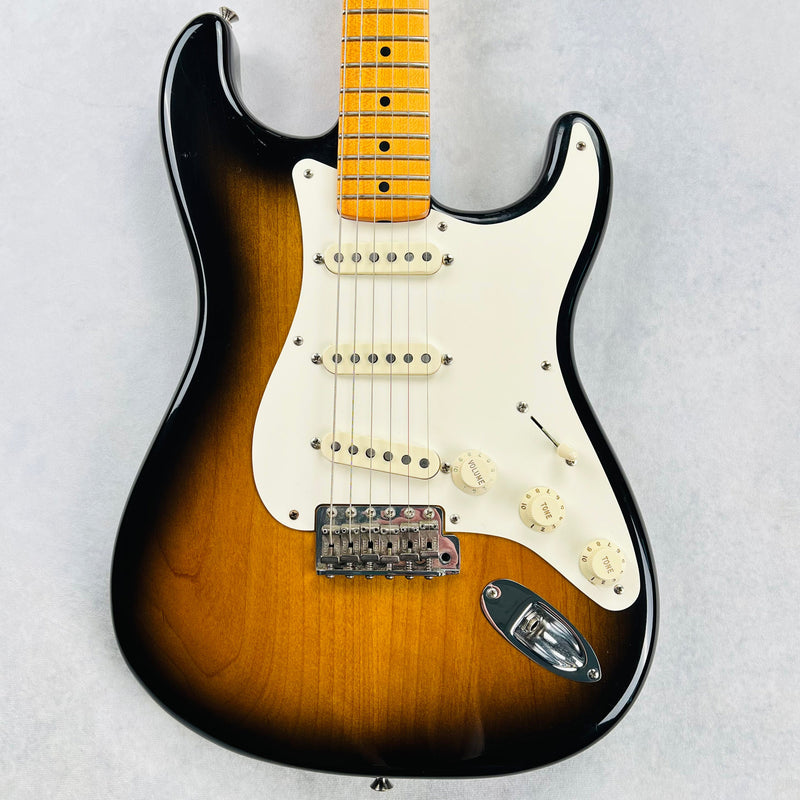 Fender Eric Johnson Stratocaster 2005 2-Tone Sunburst Specifications