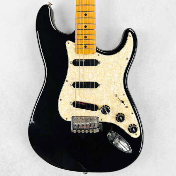 1998 Fender Sam Ash Sunset Boulevard Stratocaster with Lace Sensor Pickups Specs - Black