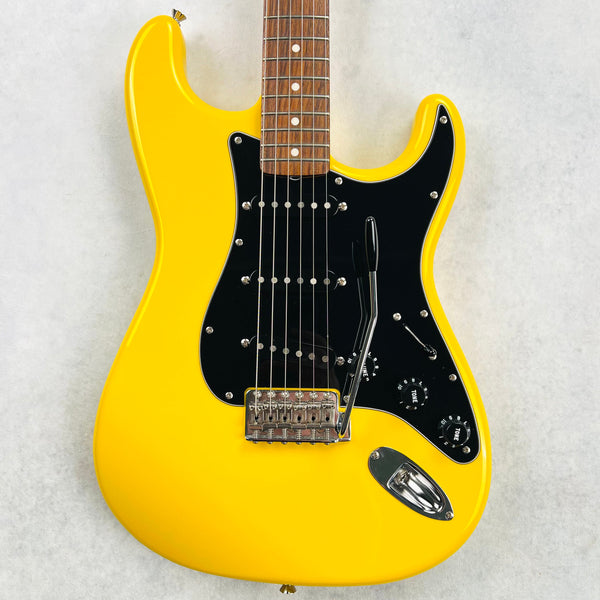 2008 Fender ST-62 Stratocaster Specs - Rebel Yellow