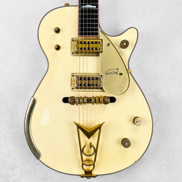 2013 Gretsch Custom Shop G6134CS White Penguin Relic Masterbuilt by Stephen Stern Specs - White