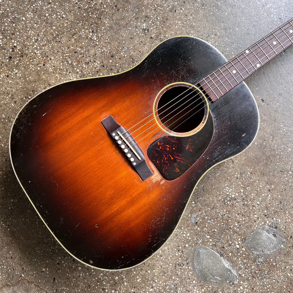 Gibson J-45 1950 Vintage Acoustic Guitar - Sunburst - 3