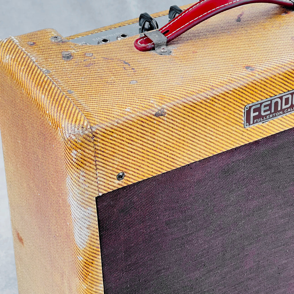1954 Fender Deluxe Amplifier 5D3 Wide Panel - Tweed - 5