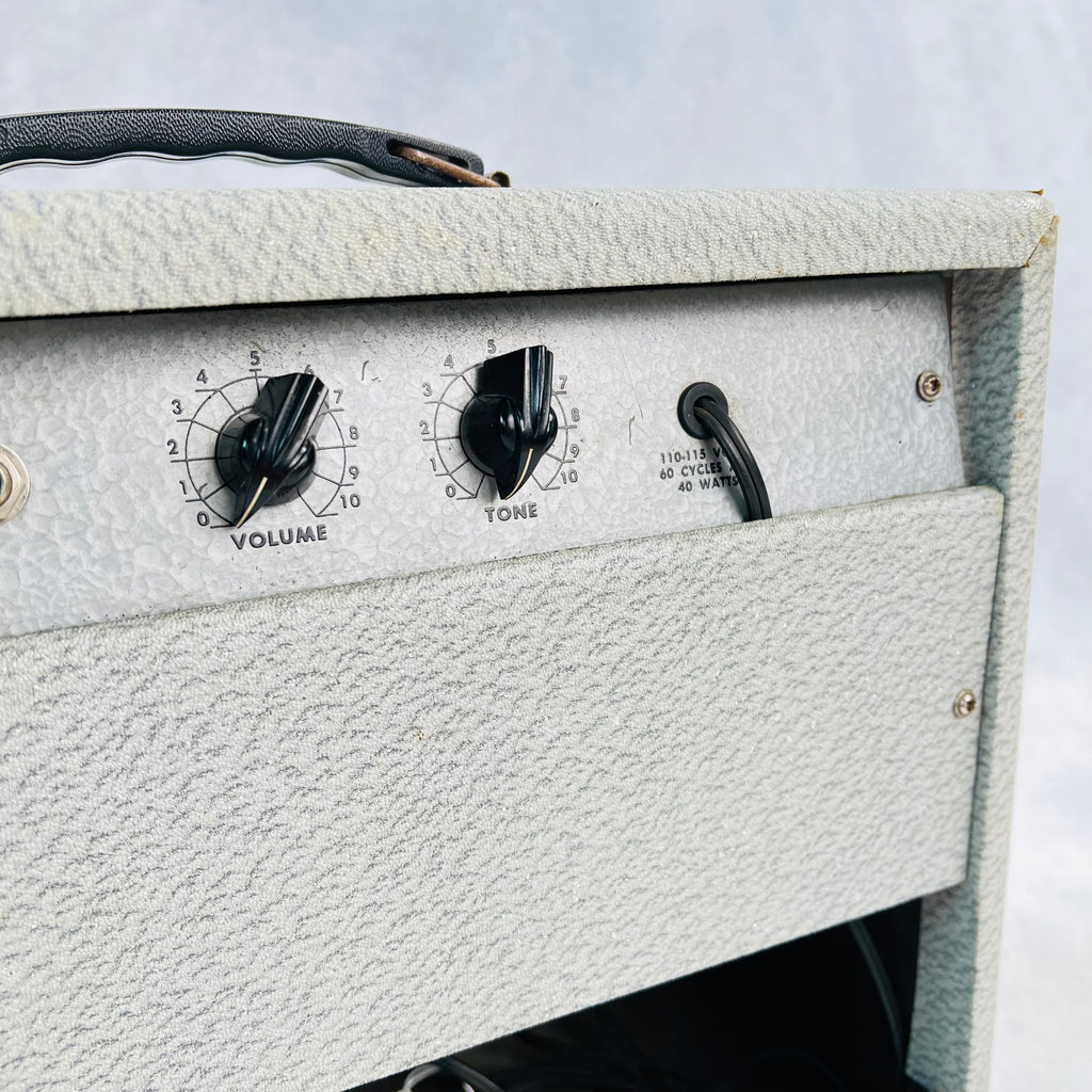 1960 Alamo Capri 1x6" Tube Vintage Guitar Combo Amplifier - Grey - 11