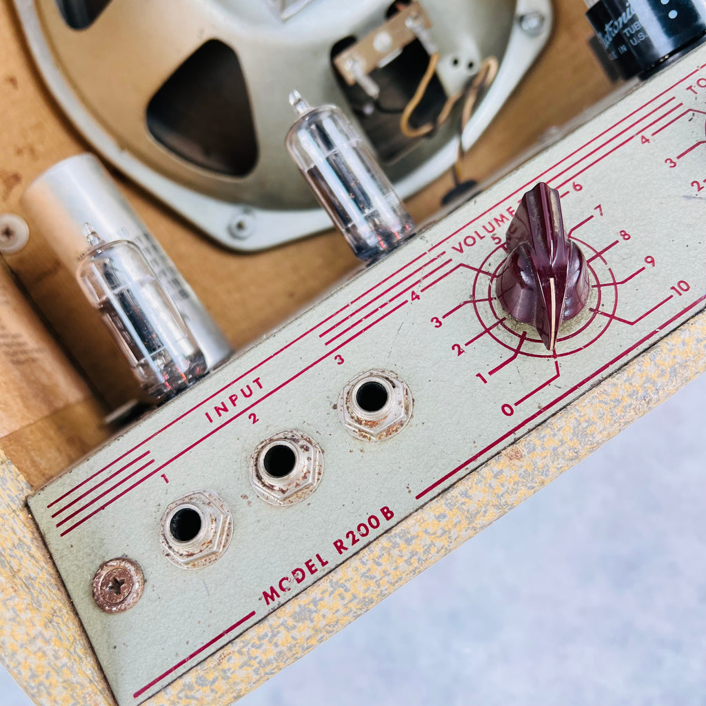 1962 Lectrolab Sound Projects Model R200B Vintage Guitar Tube Combo Amplifier Cream - 9