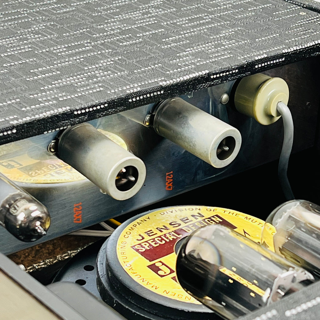 1965 Gretsch 6166 Fury 2x12" 70w Vintage Guitar Combo Amplifier Black - 15