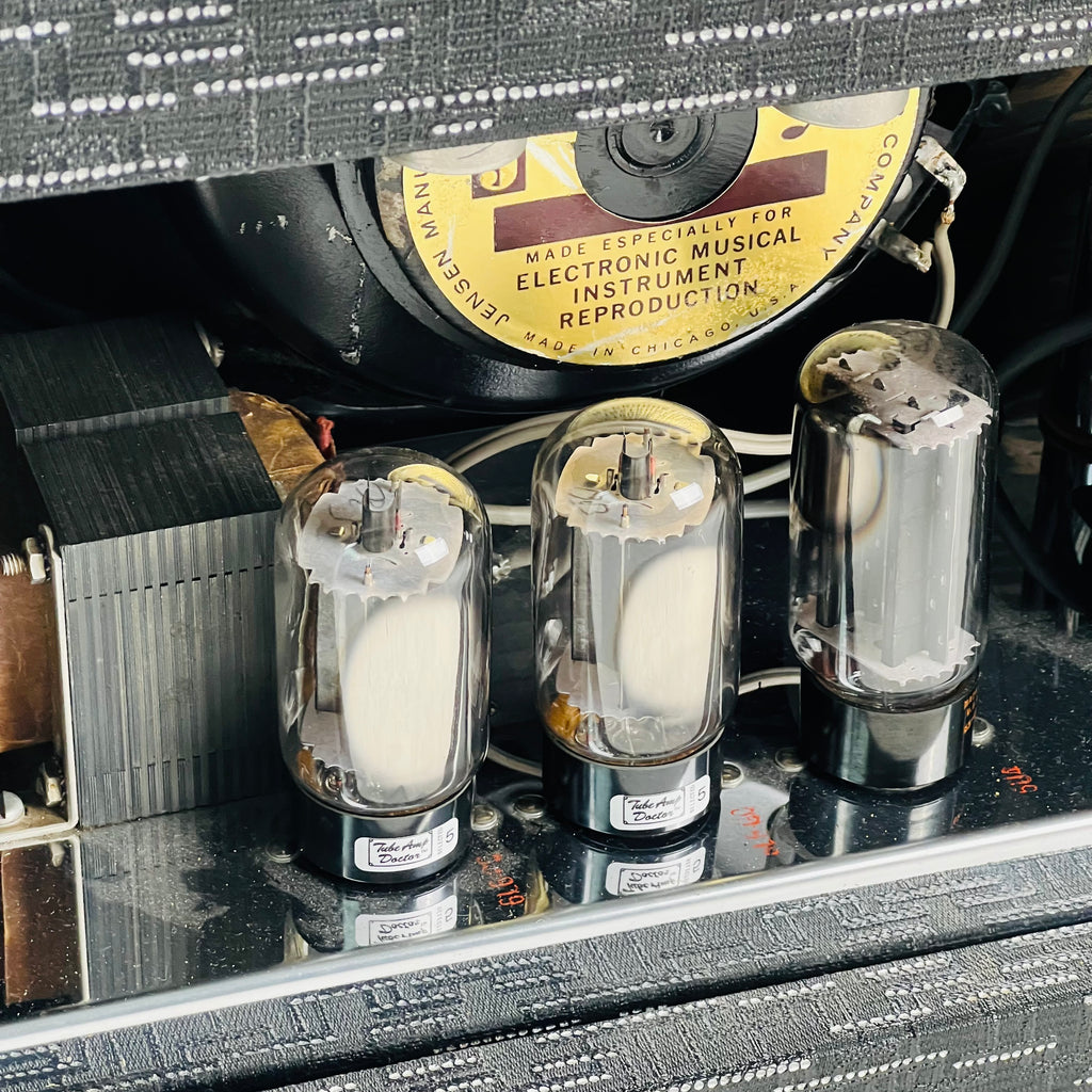 1965 Gretsch 6166 Fury 2x12" 70w Vintage Guitar Combo Amplifier Black - 17