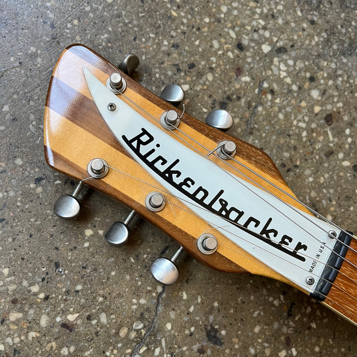 Rickenbacker 375 Left Handed Refin 1967 - Mapleglo | Tone Wolf