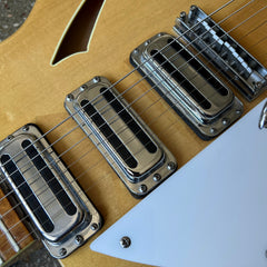 Rickenbacker 375 Left Handed Refin 1967 - Mapleglo | Tone Wolf
