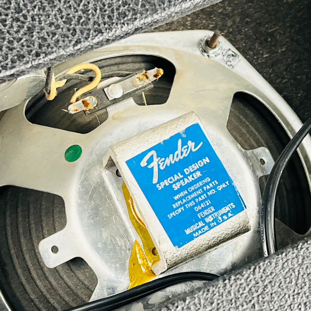 1968 Fender Vibro Champ Amplifier Drip Edge - Black - 18