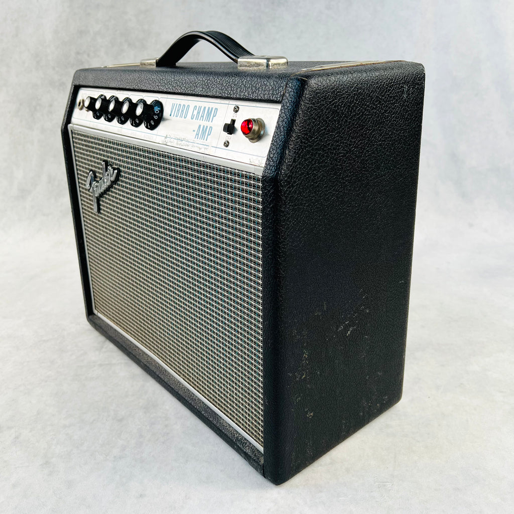 1968 Fender Vibro Champ Vintage Amplifier Drip Edge - Black - 8