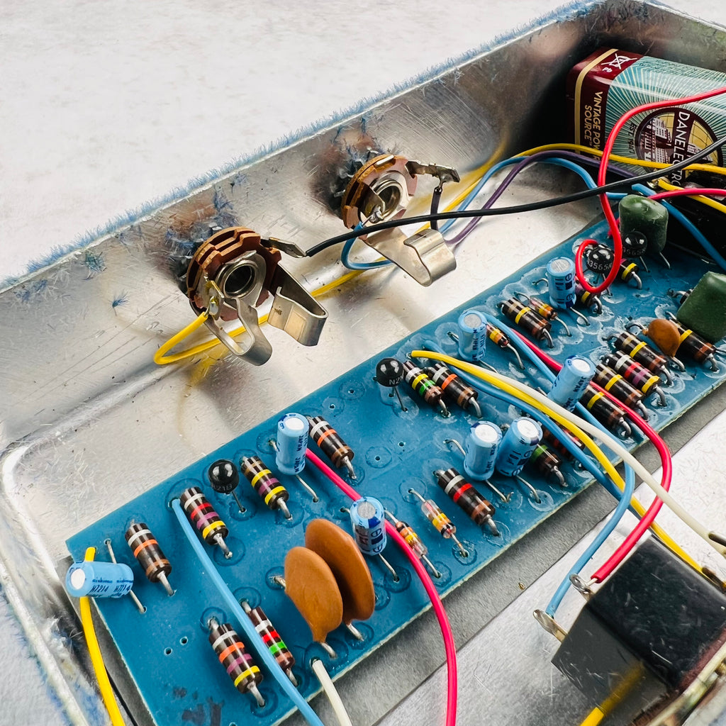 1970s Foxx Tone Machine Octave Fuzz Vintage Guitar Effects Pedal Blue Velvet - 10