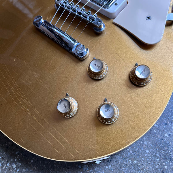 Gibson Les Paul Deluxe 1972 Vintage Electric Guitar - Goldtop - 6