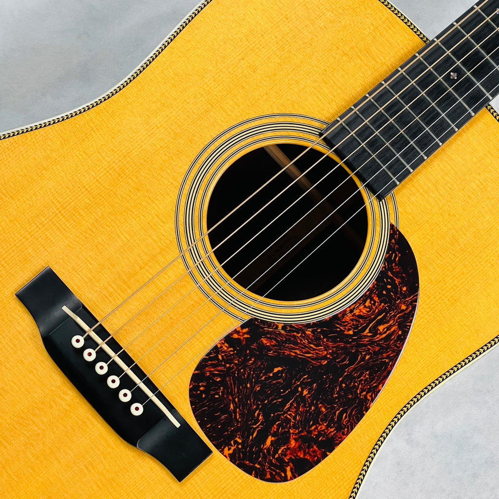 2002 Martin HD-28V Vintage Series Herringbone Dreadnought Acoustic Guitar Natural - 7