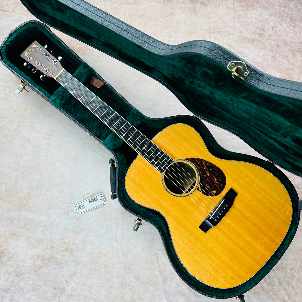 Martin Custom Shop 000 14-Fret Musicians Friend 20th Anniversary Model 2003 - Natural - 21