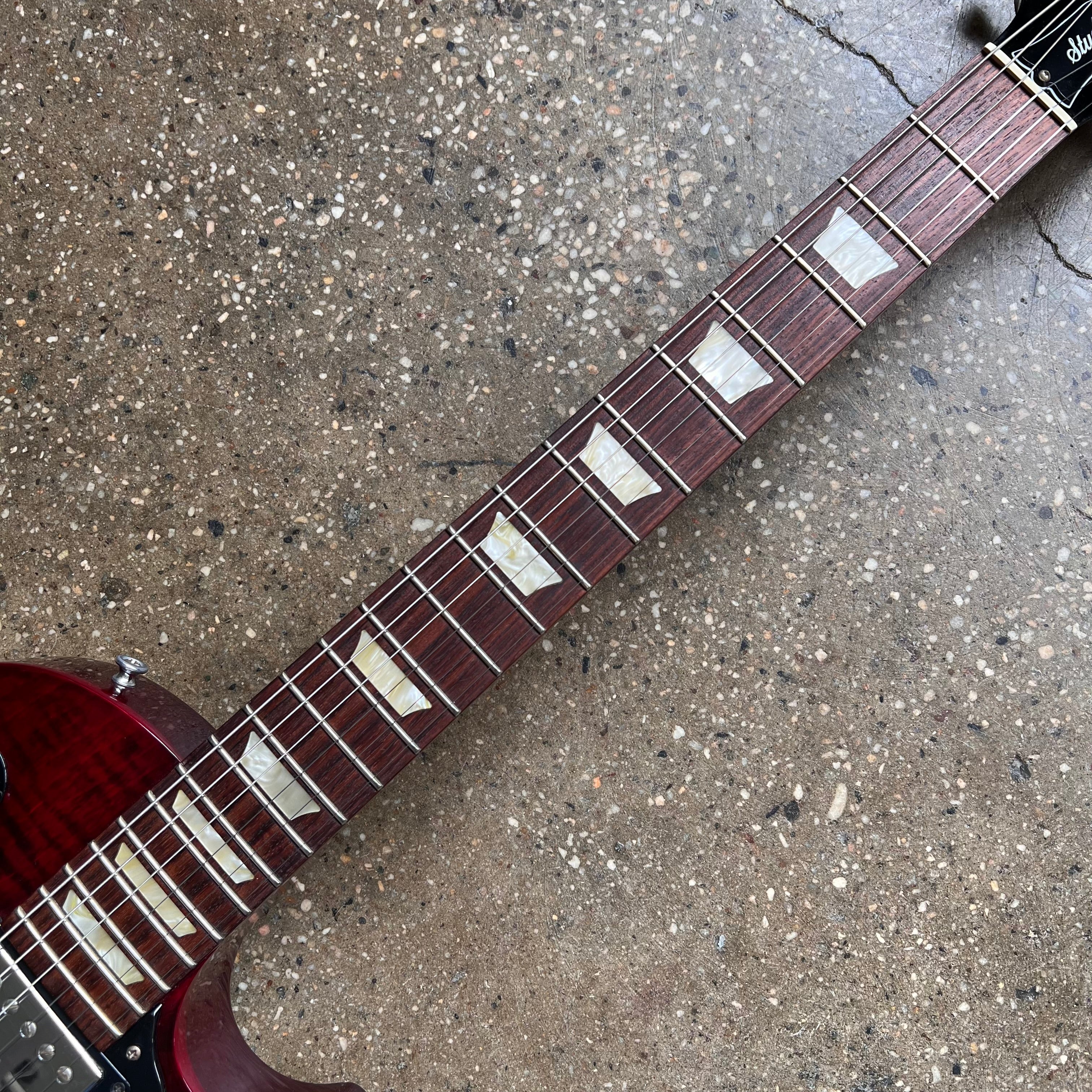 【いーぴん】Gibson Les Paul Studio WineRed Gibson Les Paul Studio Wine Red | The Music Zoo