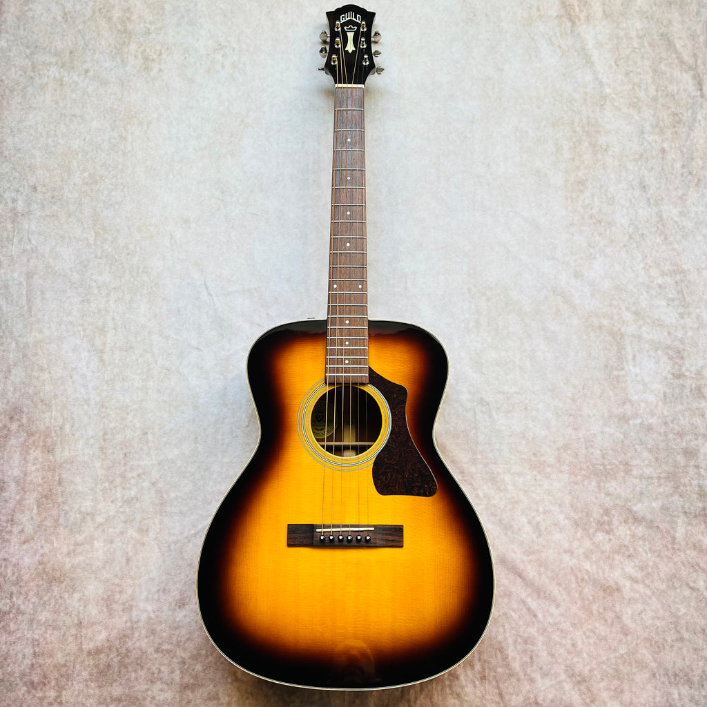 2006 Guild GAD-30ATB Orchestra Acoustic Guitar Sunburst - 2