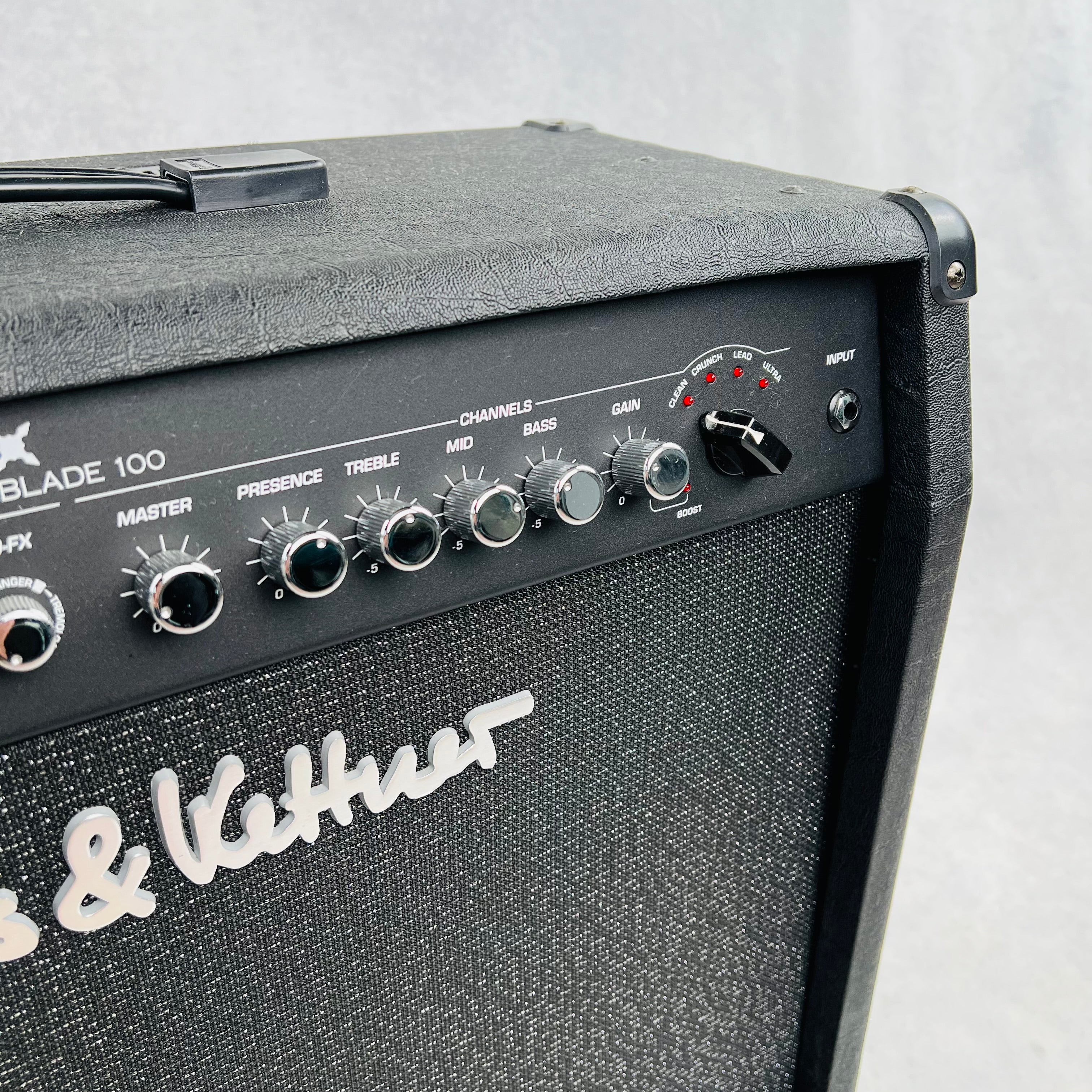 Hughes&Kettner スイッチブレイド100 DISC Hughes & Kettner Switchblade 100 TSC Combo 100W Combo Amp at