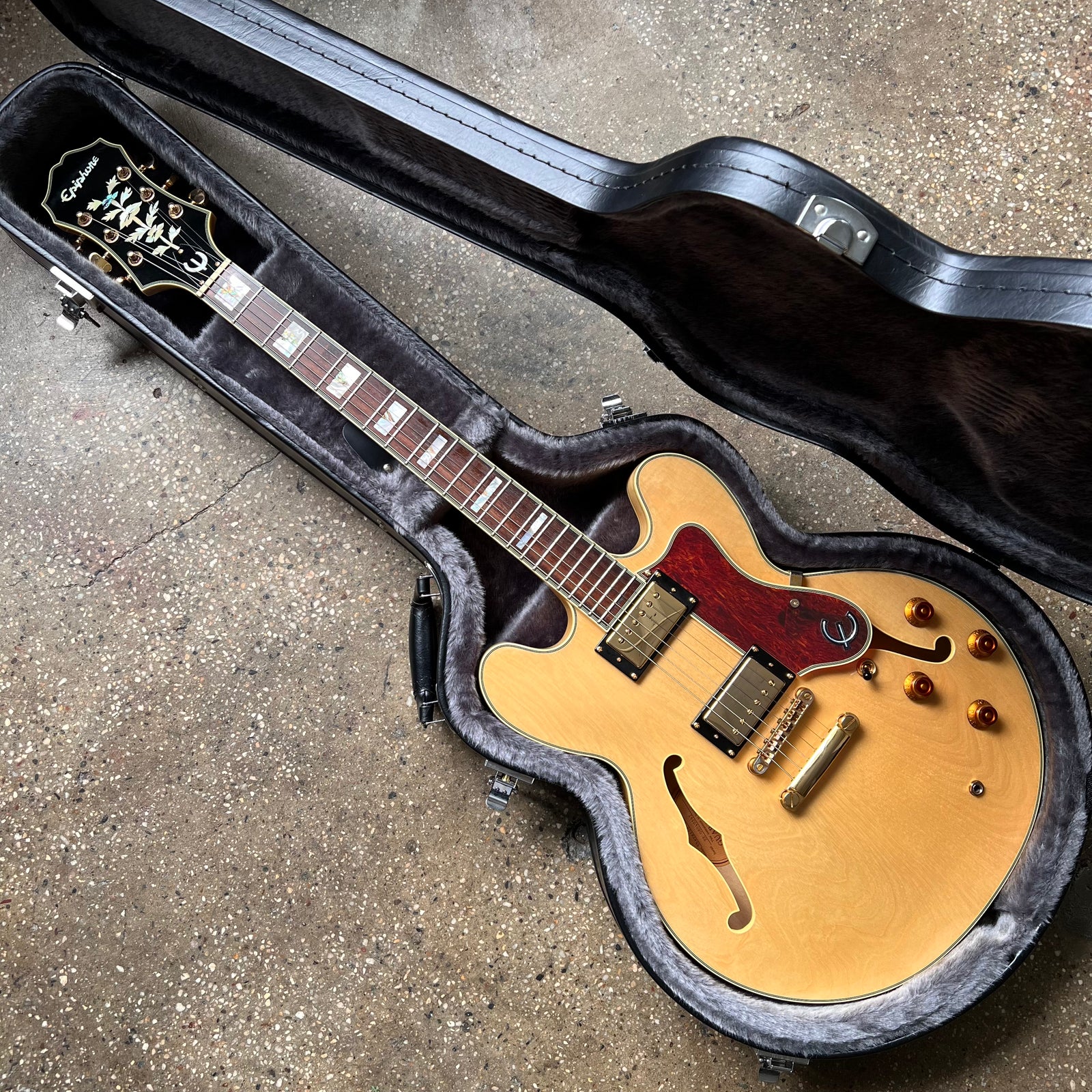 2008 Epiphone Sheraton II Specs - Natural | Tone Wolf 2008 Epiphone Sheraton II Specs - Natural | Tone Wolf