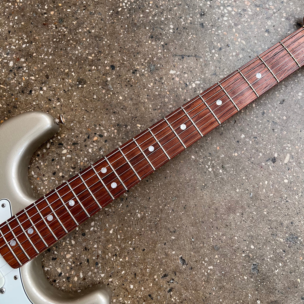 Fender Custom Shop 1965 Stratocaster Relic 2008 - Shoreline Gold - 10